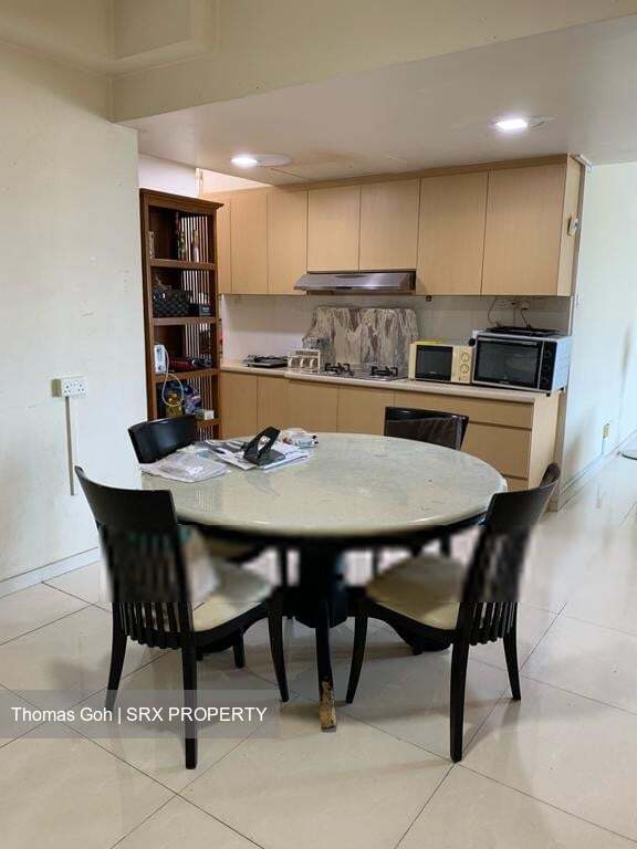 Ava Towers (D12), Apartment #325046521